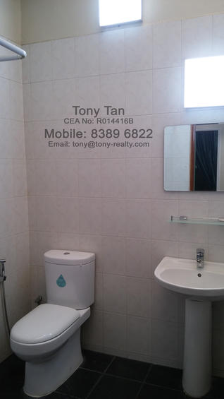 Jalan Tari Piring (D28), Terrace #114401832